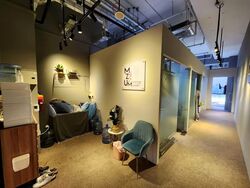 Woods Square (D25), Office #526587421